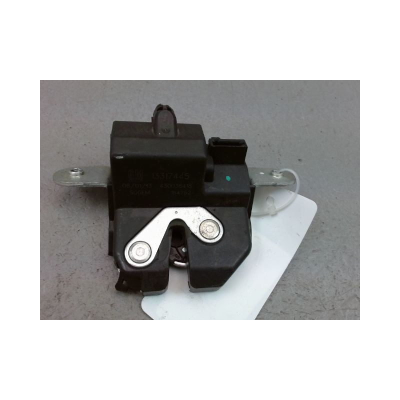 SERRURE HAYON  OPEL CORSA IV Phase 2 (D) 2011-2015