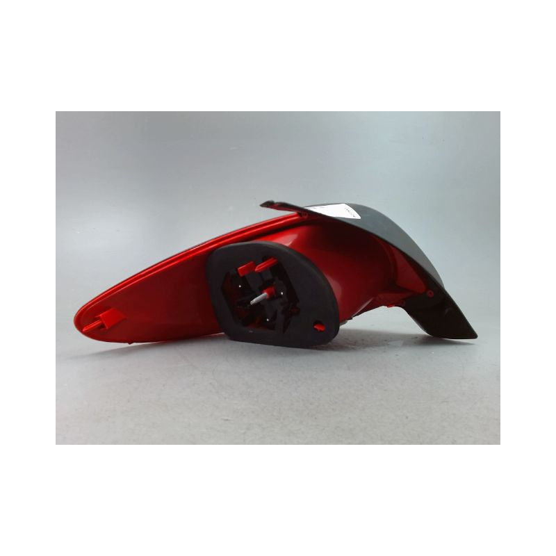 FEU ARRIERE DROIT PEUGEOT 206 + 2009-2013