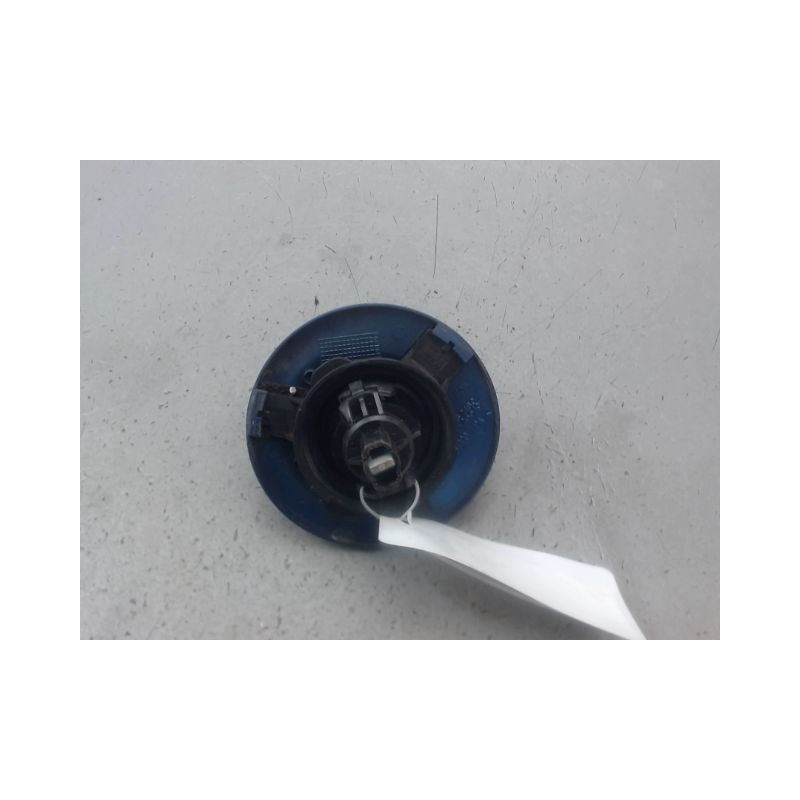 BOUCHON RESERVOIR A CARBURANT PEUGEOT 206 + 2009-2013