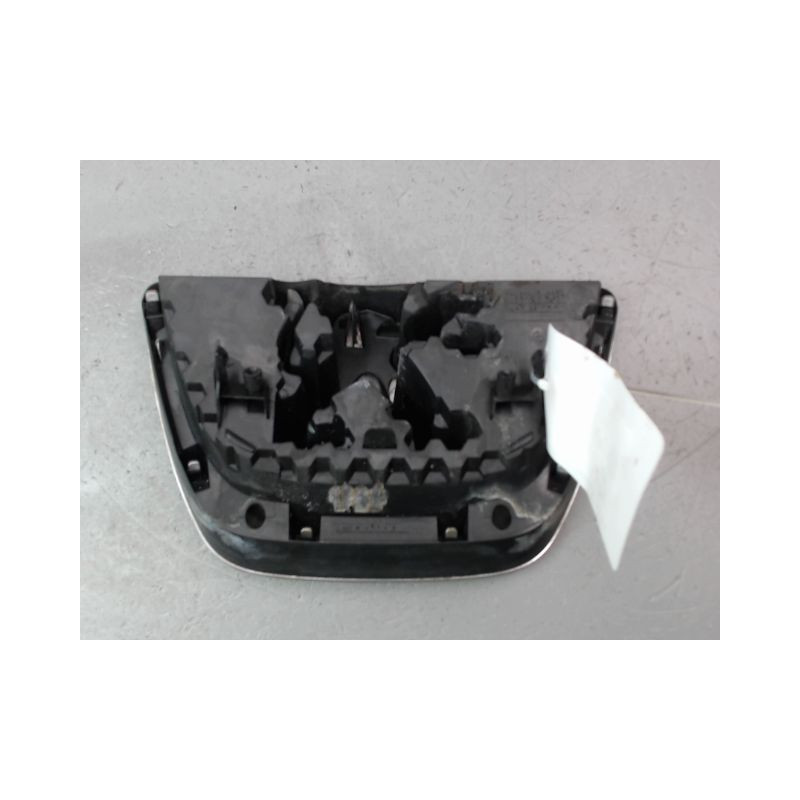 SIGLE CALANDRE PEUGEOT 206 + 2009-2013