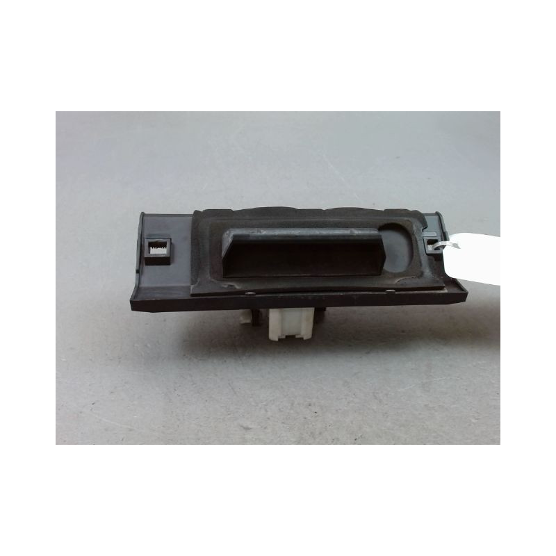 POIGNEE EXTERIEURE HAYON PEUGEOT 206 + 2009-2013