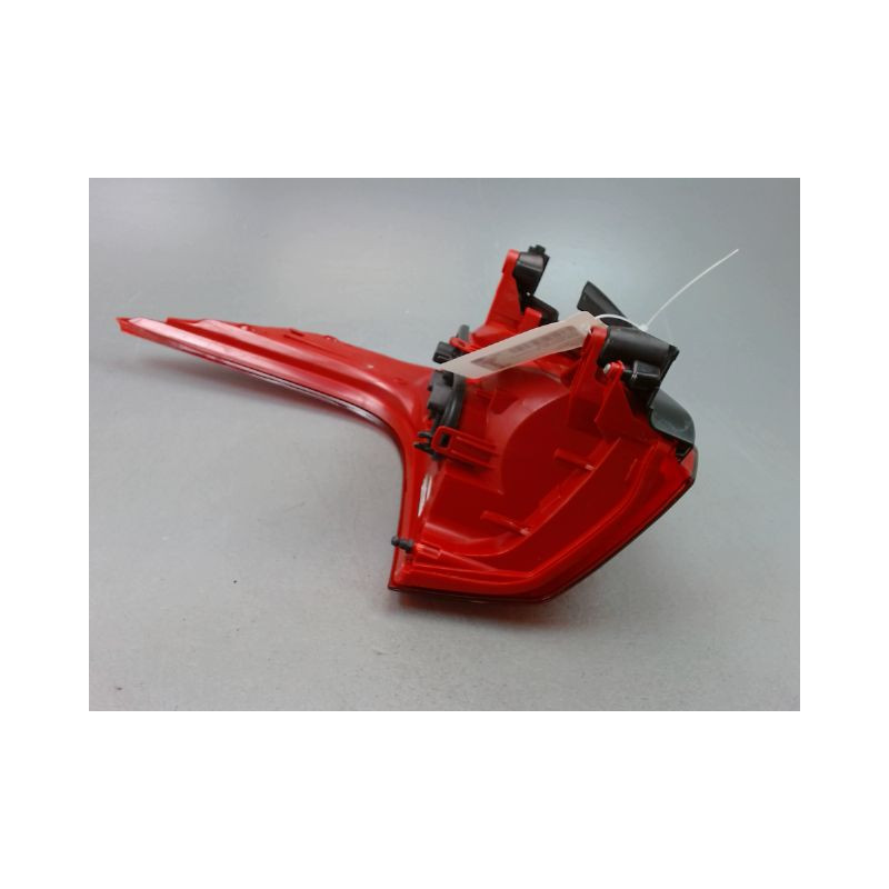 FEU ARRIERE DROIT PEUGEOT 5008 MONOSP. I Phase 1 2009-2013