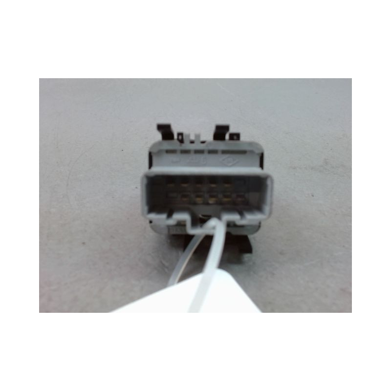 COMMANDE LEVE-GLACE PORTE AVG RENAULT TWINGO II Phase 1 2007-2011