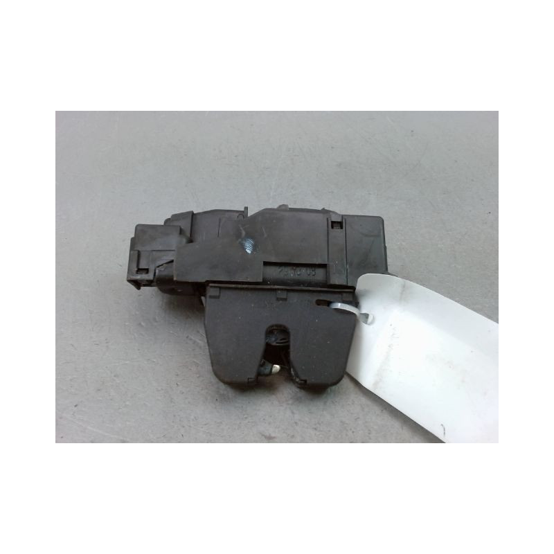 SERRURE HAYON  PEUGEOT 308 2011-