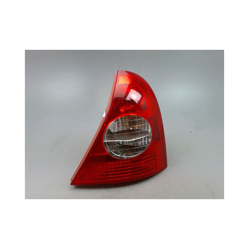 FEU ARRIERE DROIT RENAULT CLIO II Phase 2 2001-2006