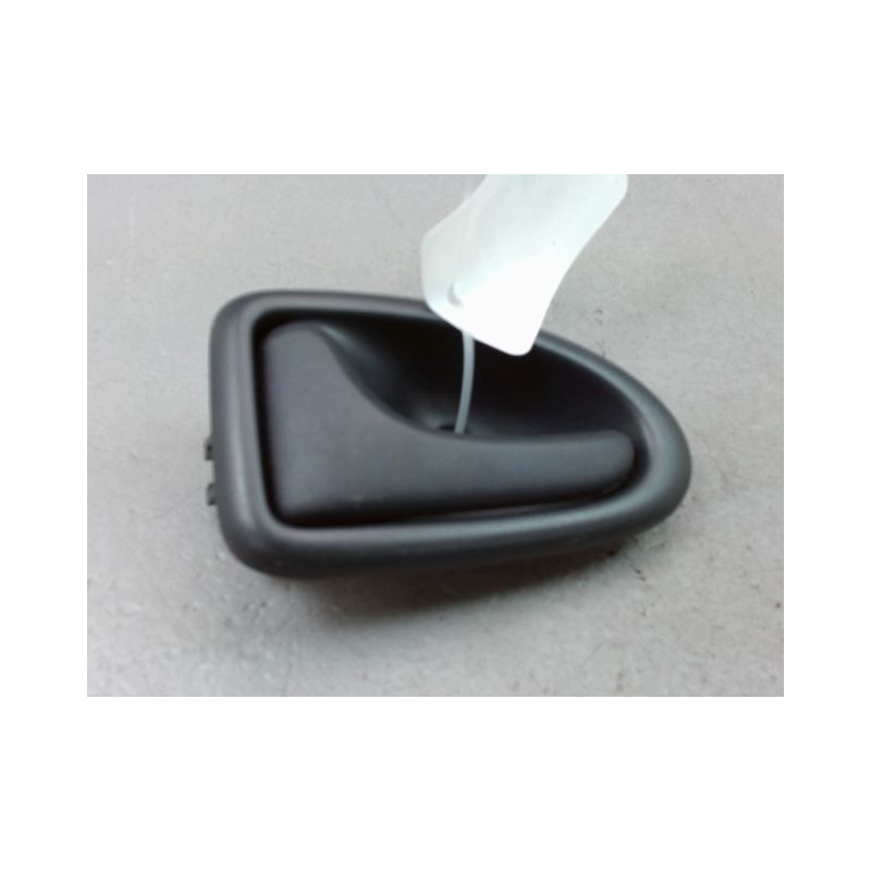 POIGNEE INTERIEURE PORTE AVANT GAUCHE RENAULT CLIO II Phase 2 2001-2006