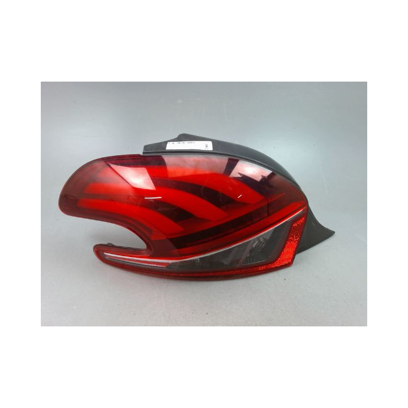 FEU ARRIERE GAUCHE  PEUGEOT 208 2012-...