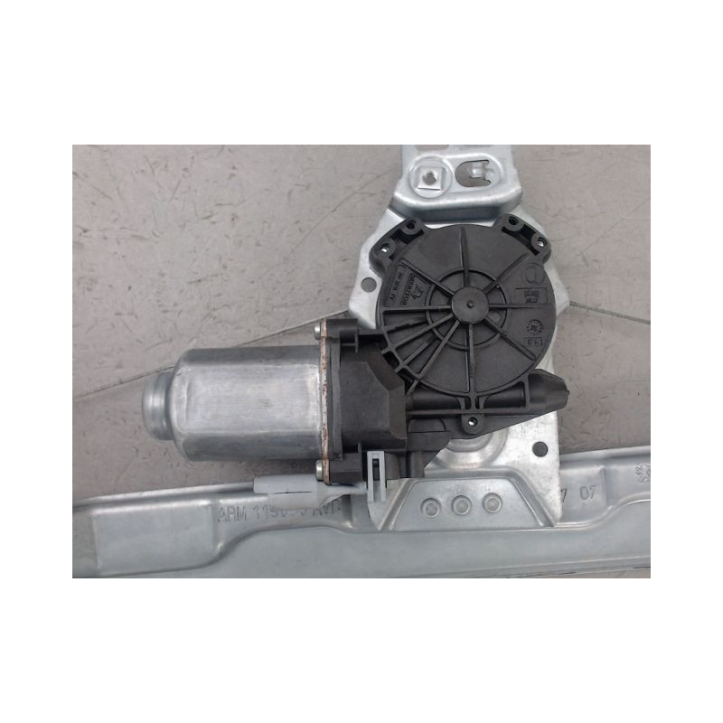MECANISME LEVE-GLACE AVANT DROIT PEUGEOT 207