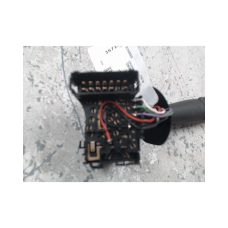 COMMANDE CLIGNOTANT RENAULT TWINGO 2 2010-