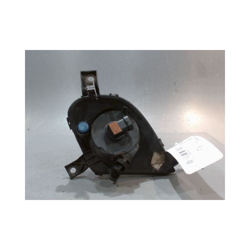 PHARE ANTIBROUILLARD AVANT DROIT B.M.W. SERIE 3