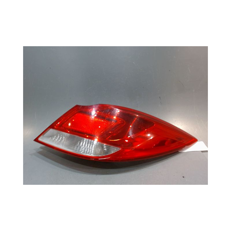 FEU ARRIERE DROIT OPEL INSIGNIA