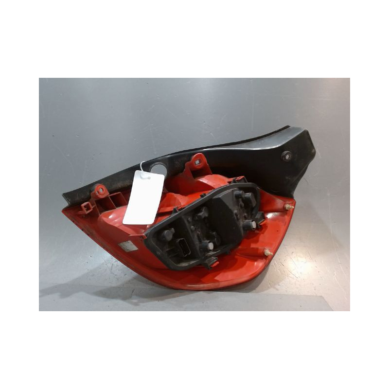 FEU ARRIERE GAUCHE  RENAULT CLIO III