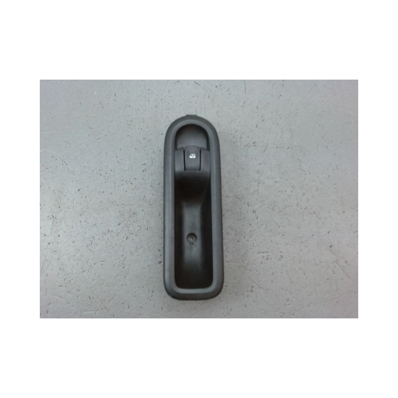 COMMANDE LEVE-GLACE PORTE AVD RENAULT TWINGO II Phase 2 2011-2014