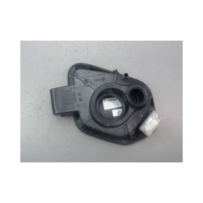 VOLET DE TRAPPE CARBURANT PEUGEOT 208 2012-...