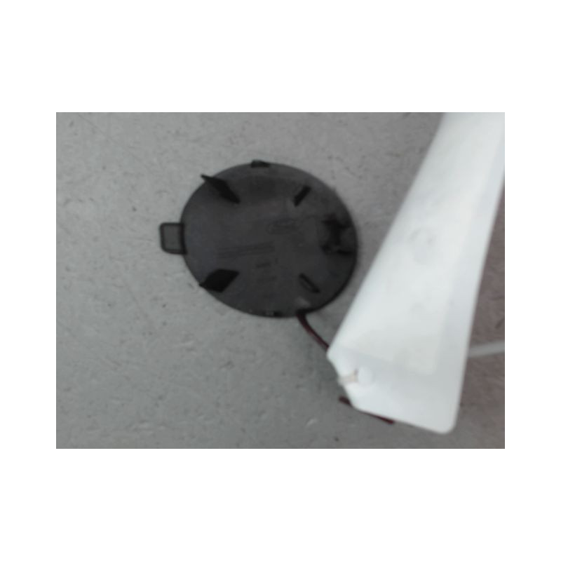 OBTURATEUR COUVRE CROCHET DE BOUCLIER AV FORD FIESTA 2008-