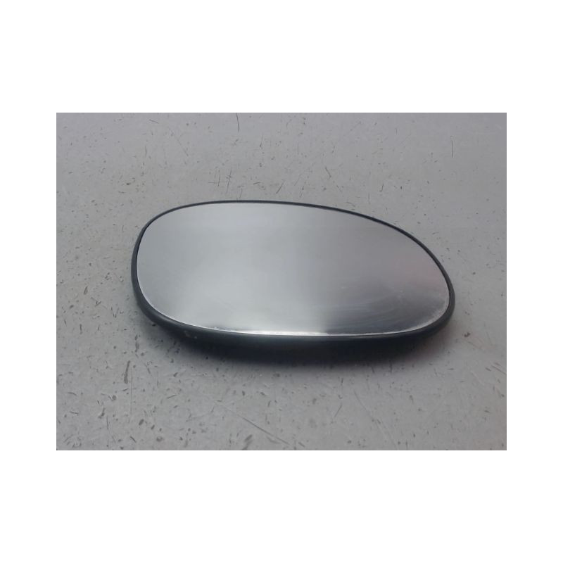 GLACE RETROVISEUR EXT D PEUGEOT 1007 2005-2010