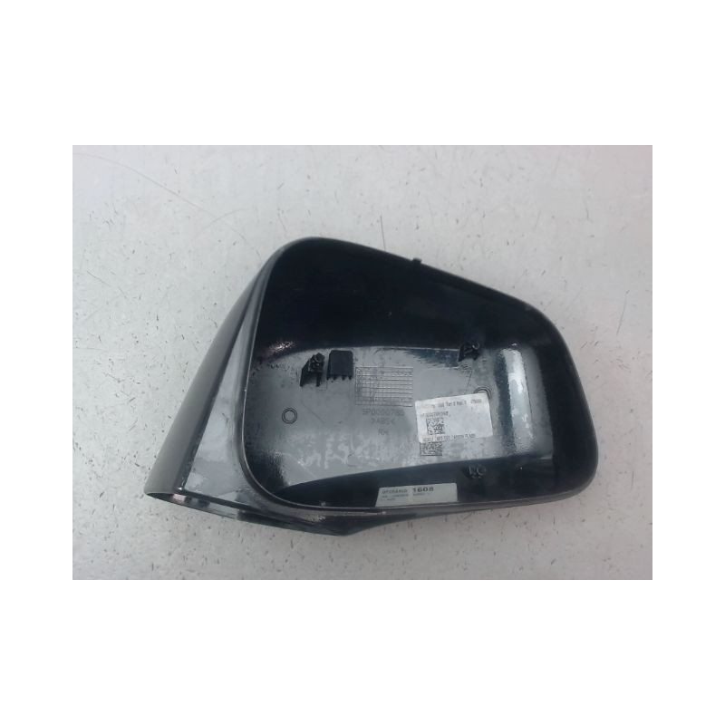 CARENAGE RETROVISEUR EXTERIEUR DROIT OPEL MOKKA