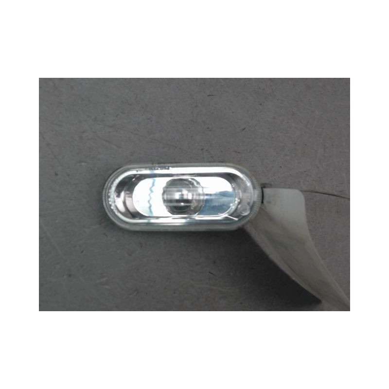 REPETITEUR AILE DROIT VOLKSWAGEN CADDY