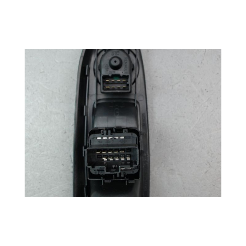 COMMANDE LEVE-GLACE PORTE AVG RENAULT CLIO II CAMPUS 06-