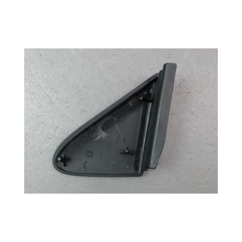 ELARGISSEUR AILE AVANT DROIT RENAULT CLIO III Phase 1 2005-2009