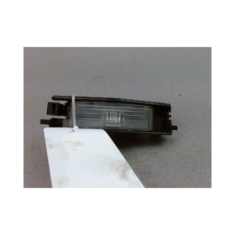 ECLAIREUR PLAQUE DE POLICE GAUCHE CITROEN C1 3P