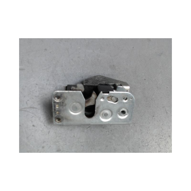 SERRURE PORTE COULISSANTE DROIT IVECO 35S18