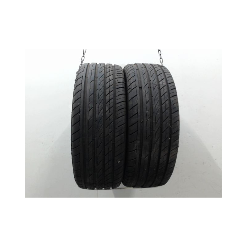 Paire de pneus OVATION VI-388 PERFORMANCE DSRT 215 45 17 91 W