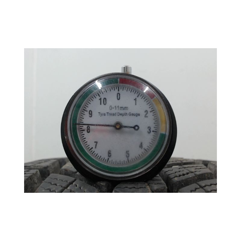 Pneu GOOD YEAR ULTRA GRIP PERFORMANCE 215 45 17 91 V
