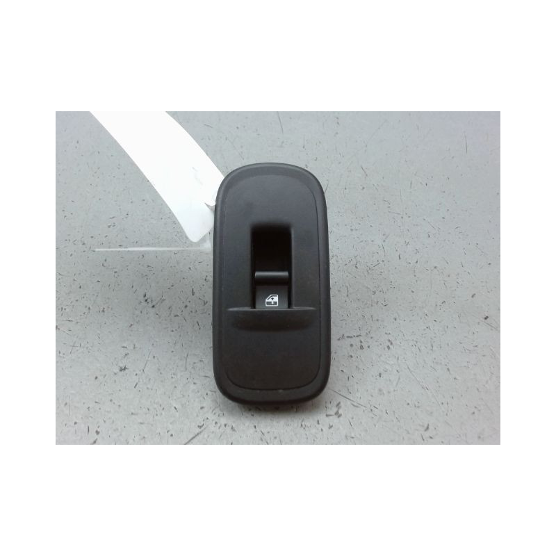 COMMANDE LEVE-GLACE PORTE AVD FIAT 500 2007-