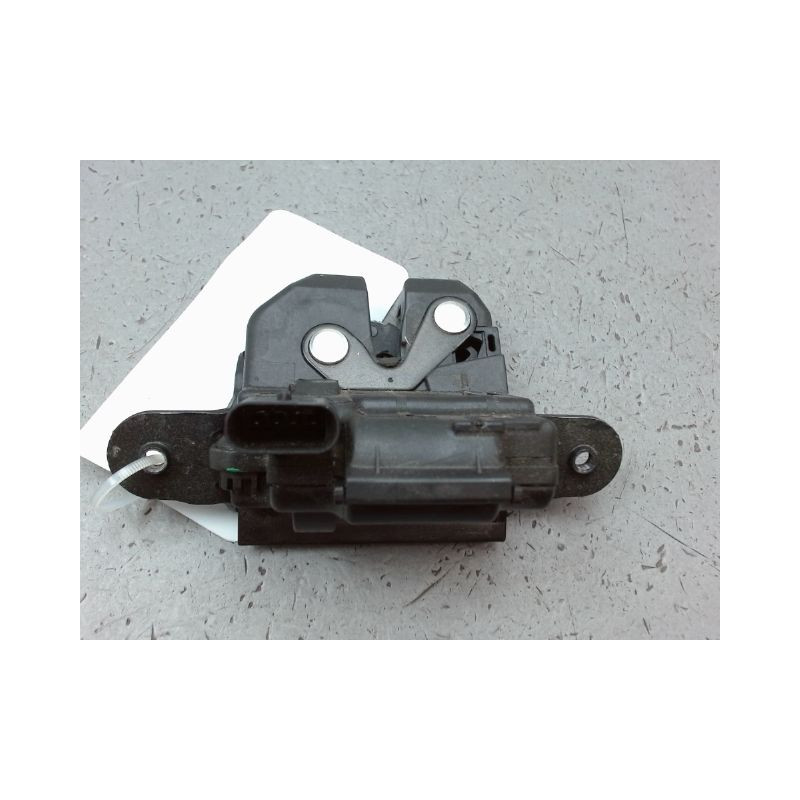 SERRURE HAYON  FIAT 500 2007-