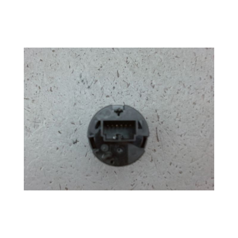 BOUTON DE DEMARRAGE FIAT 500 2007-