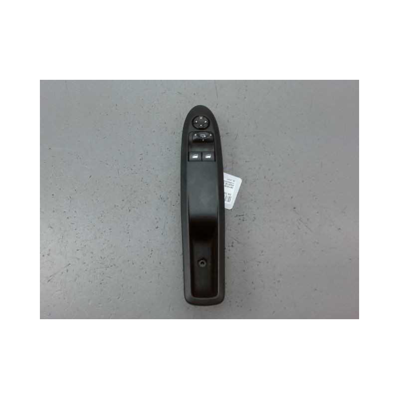 COMMANDE LEVE-GLACE PORTE AVG DS DS4