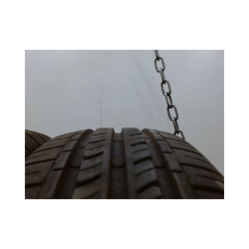 Paire de pneus LEAO NOVA-FORCE GP 185 65 15 88 T