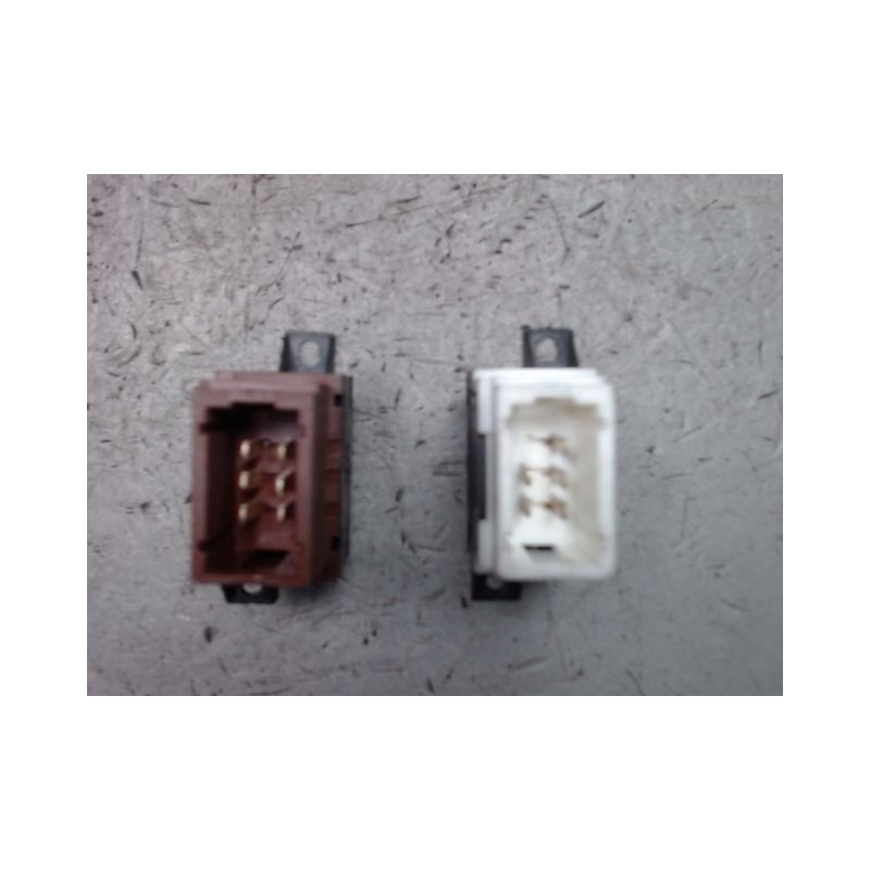 COMMANDE LEVE-GLACE PORTE AVG RENAULT ESPACE 96-2002