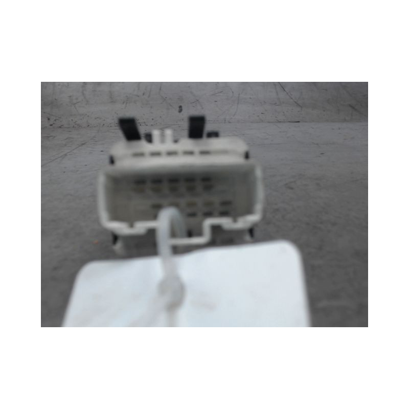 COMMANDE LEVE-GLACE PORTE AVG RENAULT CLIO