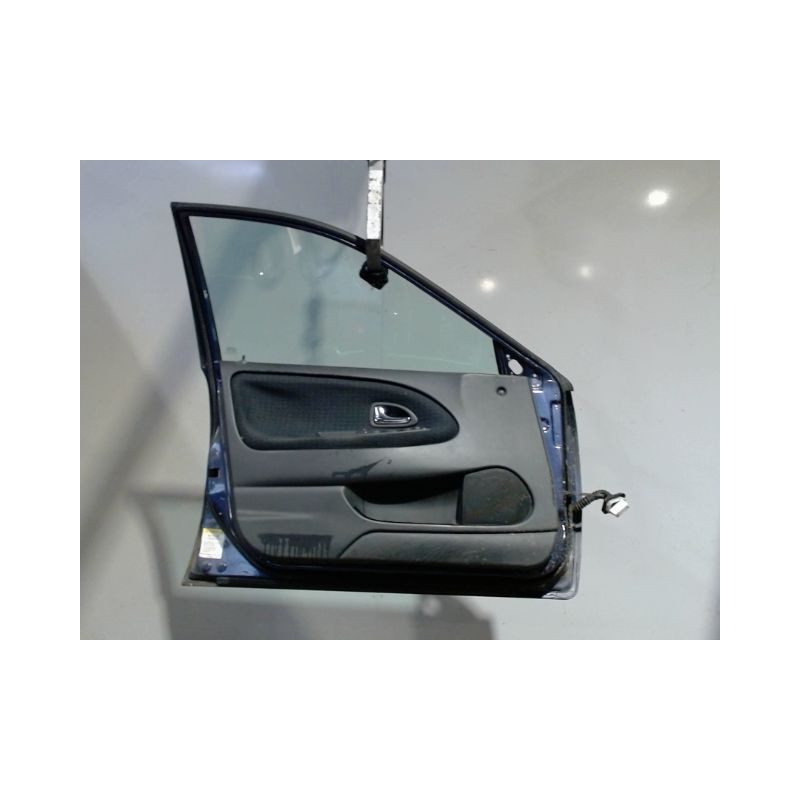 PORTE AVANT GAUCHE VOLVO V40 2000-