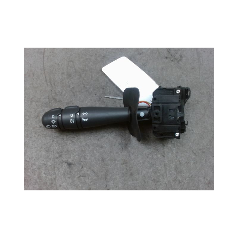 COMMANDE CLIGNOTANT DACIA LOGAN MCV 2007-