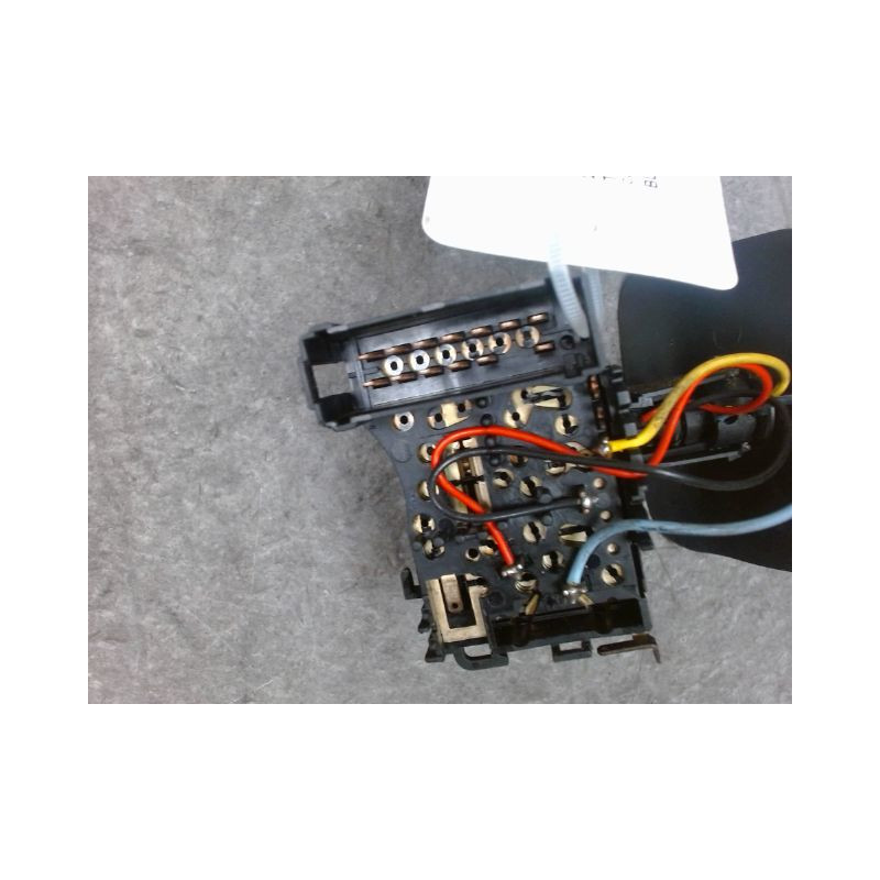COMMANDE CLIGNOTANT DACIA LOGAN MCV 2007-