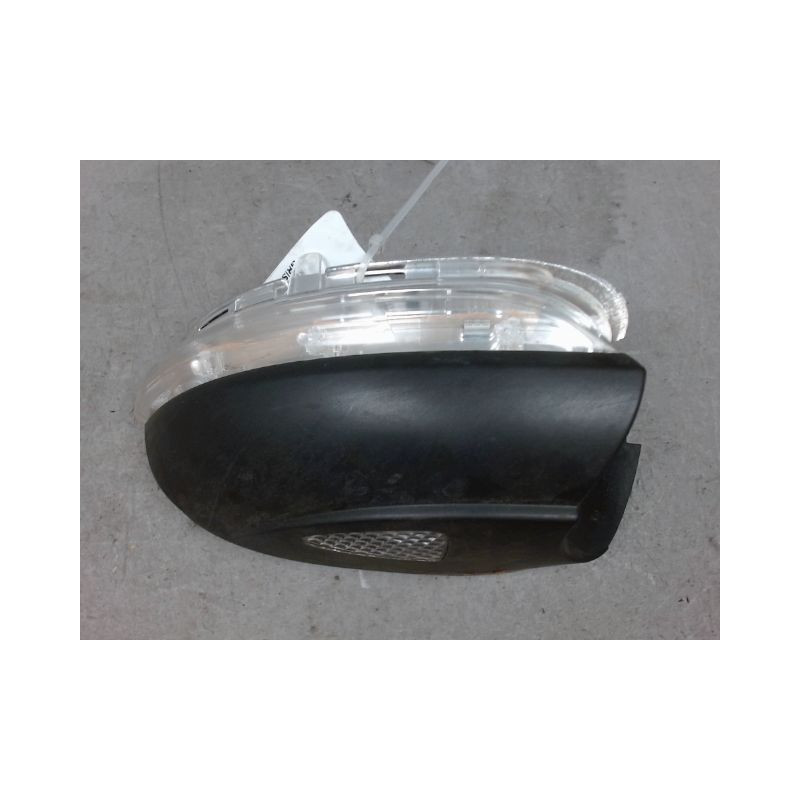 REPETITEUR RETROVISEUR DROIT VOLKSWAGEN GOLF VI 2008-