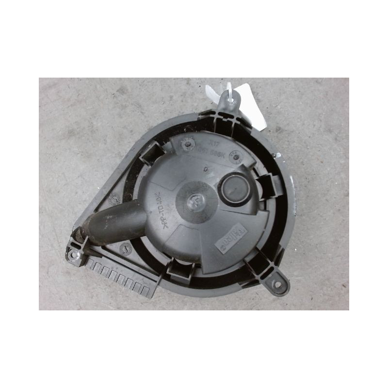 MOTEUR VENTILATEUR CHAUFFAGE MERCEDES VITO COMBI 96-03