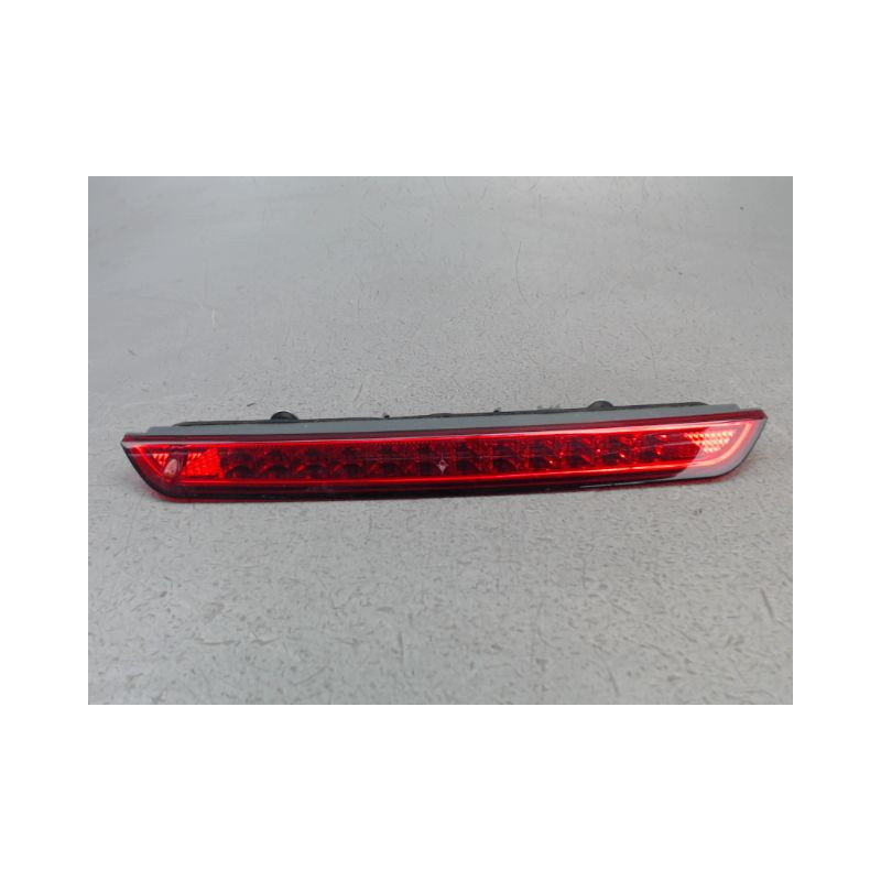 FEUX STOP SUPPLEMENTAIRE PEUGEOT 3008