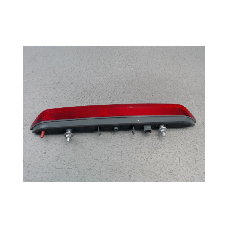 FEUX STOP SUPPLEMENTAIRE PEUGEOT 3008