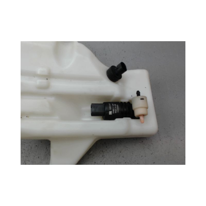 RESERVOIR LAVE-GLACE AVANT OPEL INSIGNIA