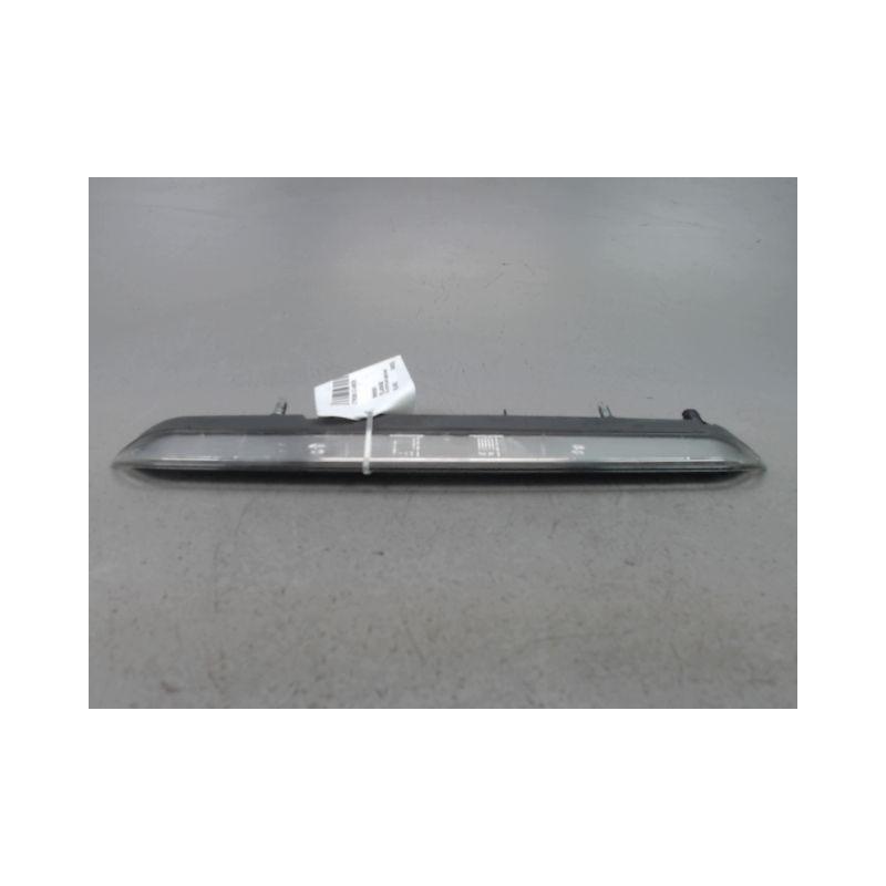FEUX STOP SUPPLEMENTAIRE CITROEN C3 AIRCR.
