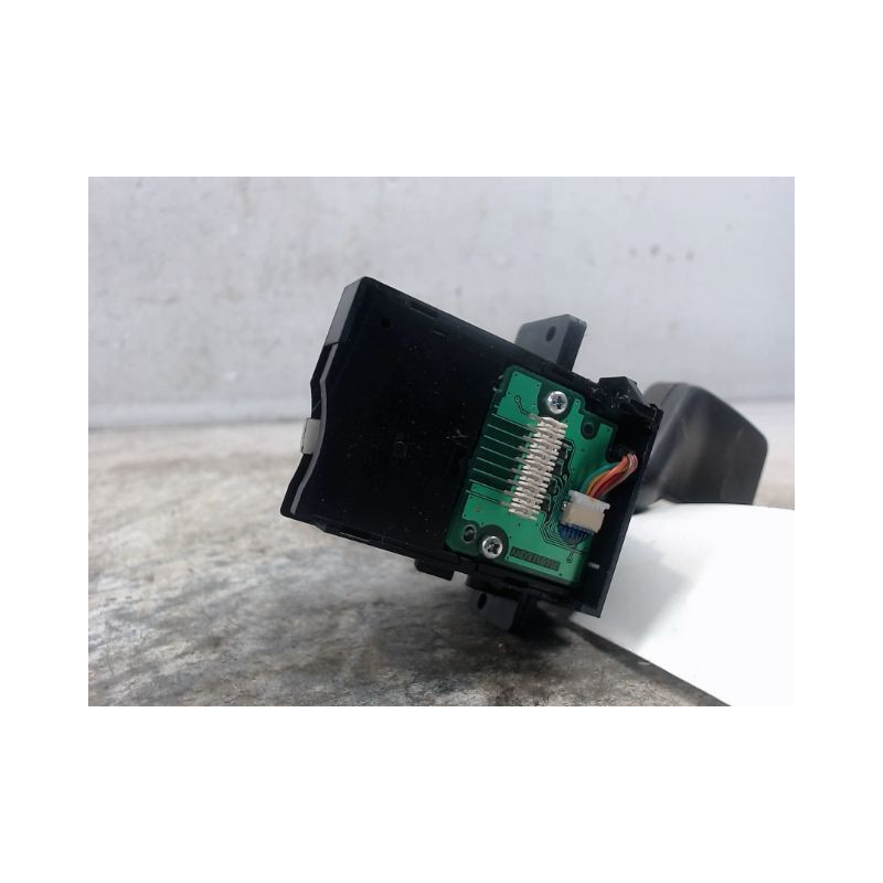 COMMANDE CLIGNOTANT FORD MONDEO
