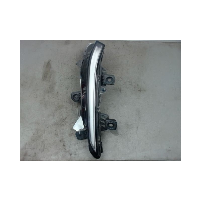 FEUX POSITION DROIT PEUGEOT 2008