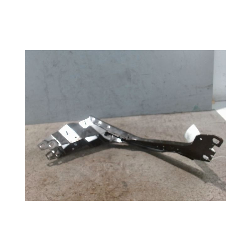 TOLE PORTE PHARE GAUCHE MINI MINI 2010-