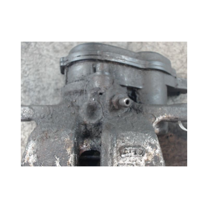 ETRIER DE FREIN ARRIERE GAUCHE AUDI A4 2004-