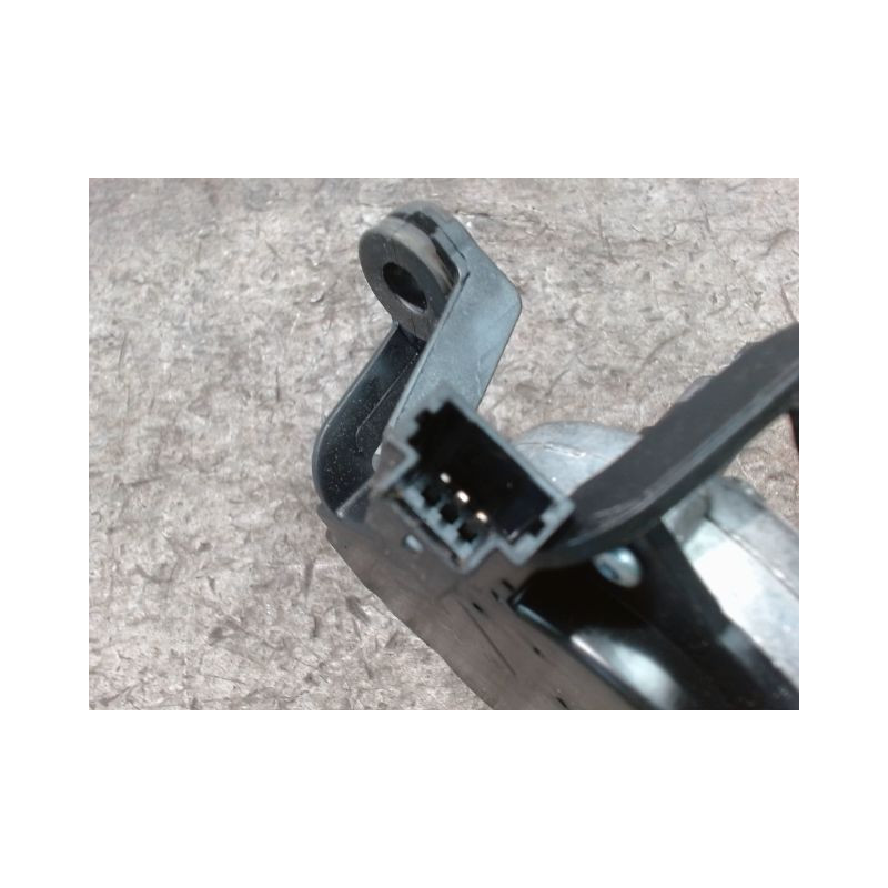 MOTEUR ESSUIE-GLACE ARRIERE RENAULT MEGANE II PH1 CPE 02-05