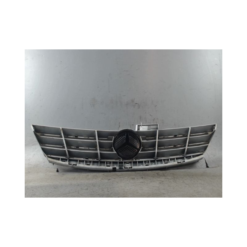 CALANDRE MERCEDES CLASSE A 3P